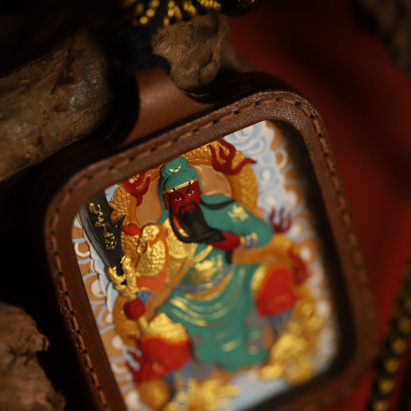 Thangka_Buddha_Green_Robe_Guan_Gong_Thangka_Necklace_-_Leather_Case_Pendant_For_Loyalty_and_Protection_-_Thangka_Buddha_-_-2313879